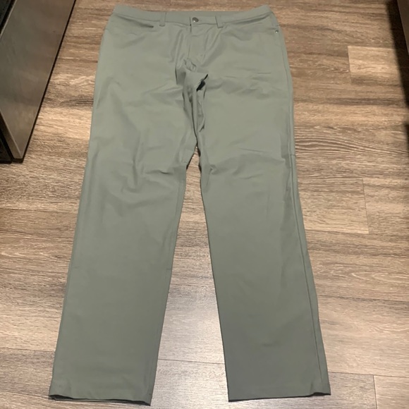 Lululemon pants